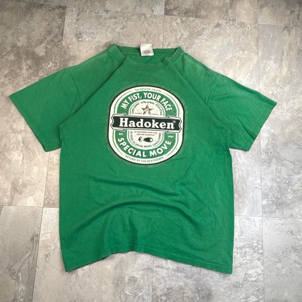 Vintage Glitch Gaming Apparel Street Fighter Hadouken Heineken Graphic T-Shirt M